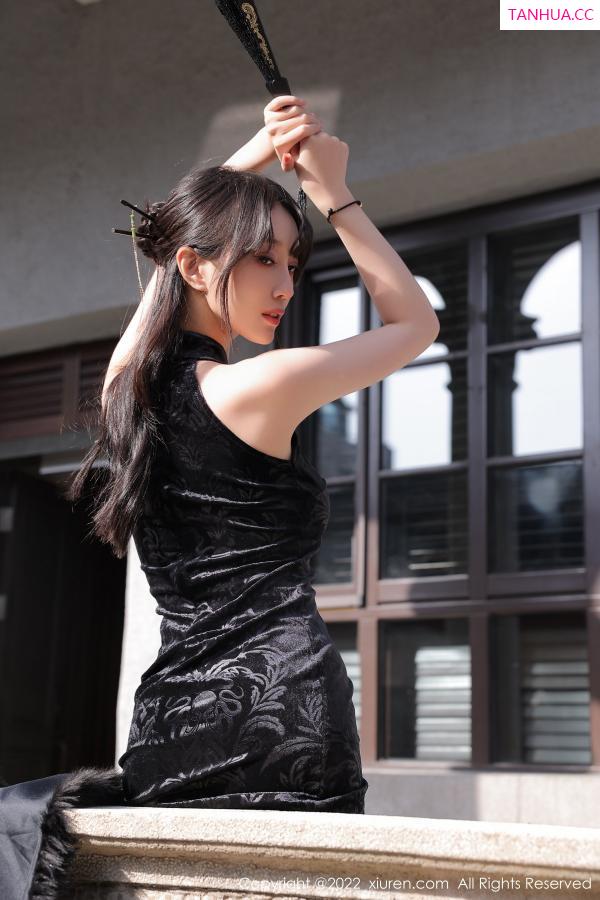 玥儿玥  [XiuRen]高清写真图 2022.12.27 No.6050 玥儿玥er 海南旅拍第3张图片